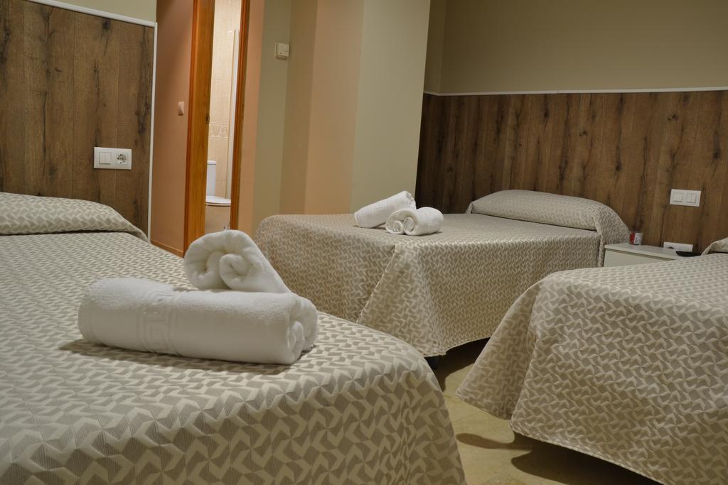 Hostal El Bugar Teruel Ngoại thất bức ảnh