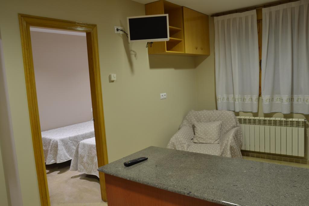 Hostal El Bugar Teruel Ngoại thất bức ảnh