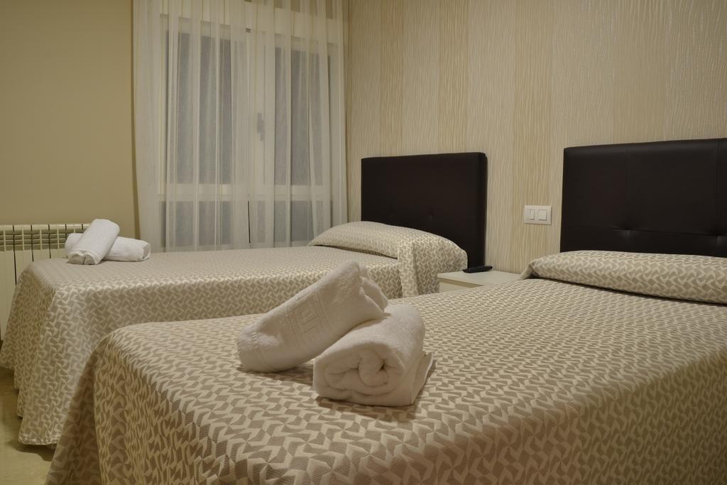 Hostal El Bugar Teruel Ngoại thất bức ảnh