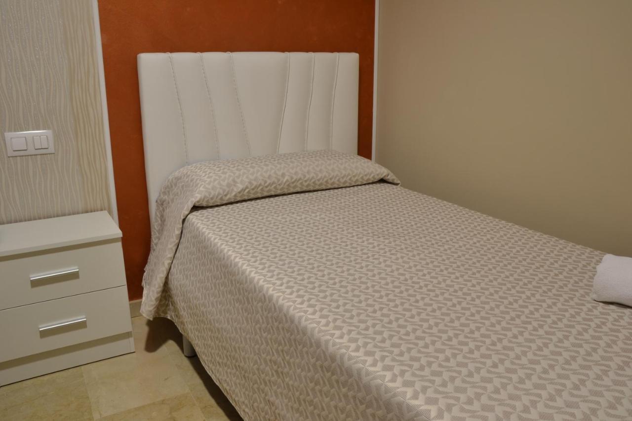 Hostal El Bugar Teruel Ngoại thất bức ảnh